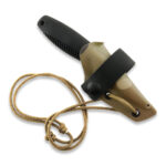 Nóż Peltonen Knives M23 Ranger Cub FJP309 Stal 80CrV2 Czarna Rękojeść TPE Pochwa Kydex Multicam - obrazek 3